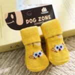 3D Doll Design Anti-Slip, Anti-Scratch & Anti-Dirty Pet Socks, 4-Pack - Image 4